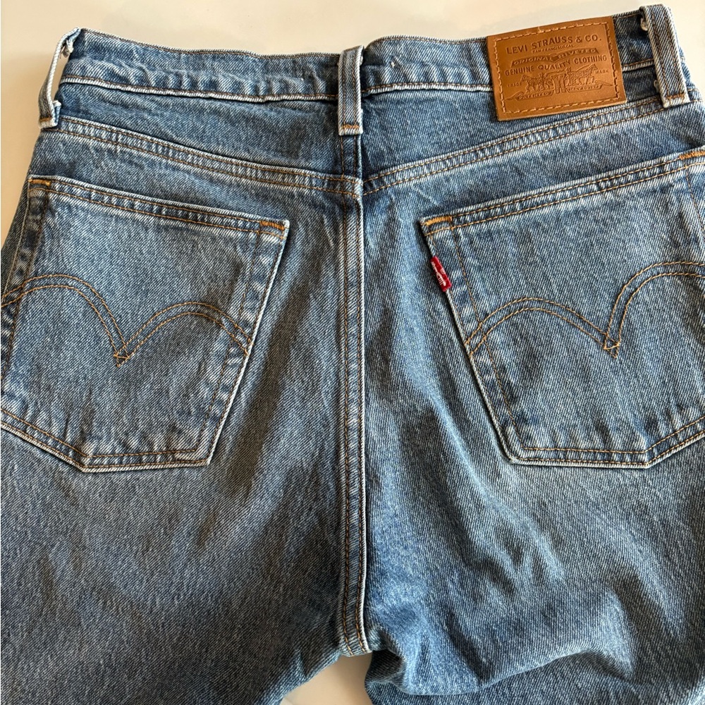 Levi's High-Rise Wedgie Slim Cheeky Jean SIZE 26